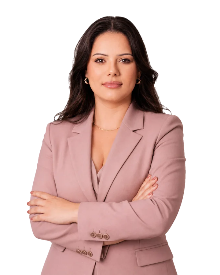 Collagen biostimulator treatment, collagen support, editorial journal image for Franciele Sofiati in Londrina on the journal article understanding acne scar treatment, image 2