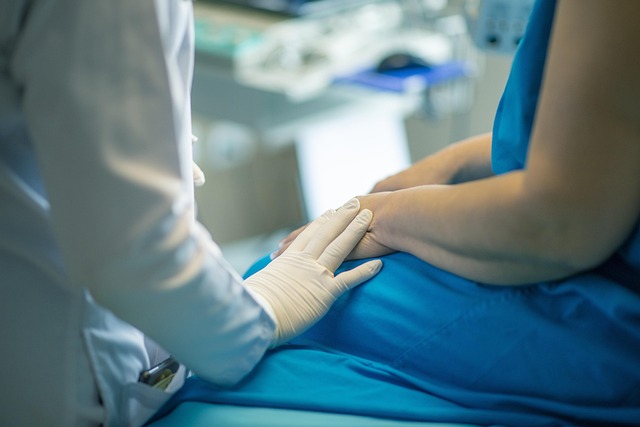 Imagem editorial de atendimento e cuidado profissional para ultraformer mpt em Londrina, imagem 2.